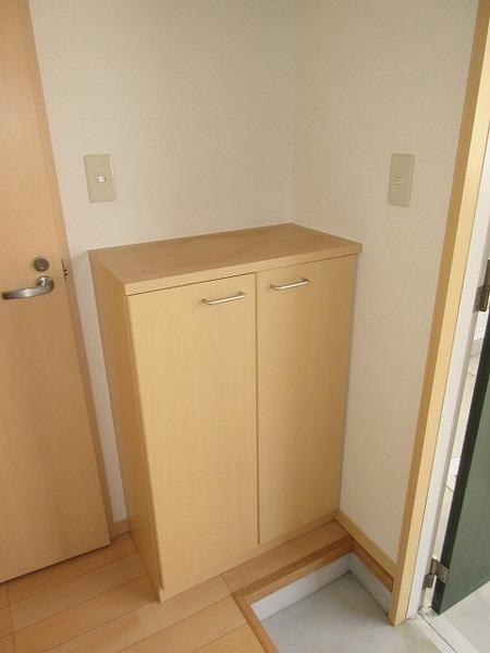 松江市東津田町のアパート