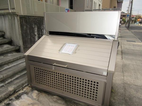 松江市東津田町のアパート