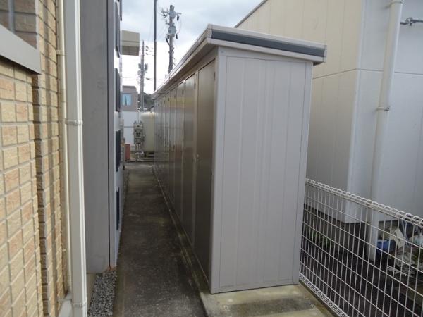 安来市安来町のアパート