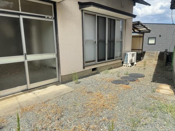 松江市東津田町の貸家