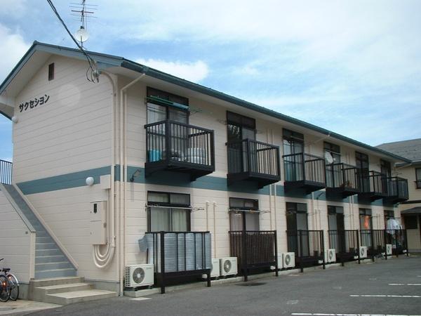 松江市上乃木３丁目のアパート