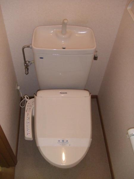 松江市西津田４丁目のアパート