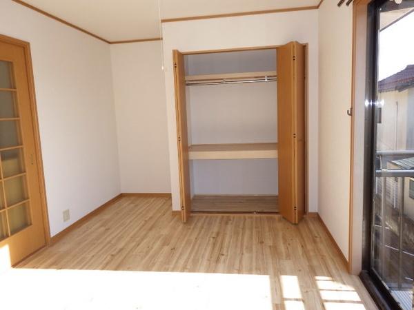 松江市西川津町のアパート