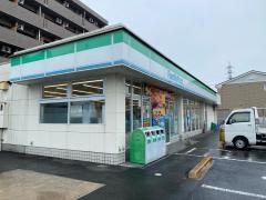 松江市西川津町のアパート(ファミリーマート楽山店)