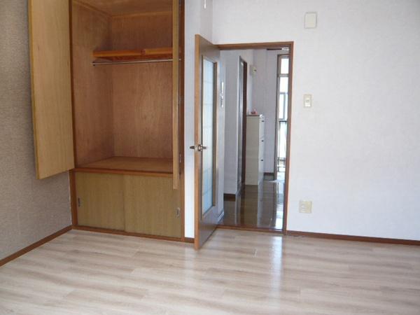 松江市上乃木３丁目のアパート