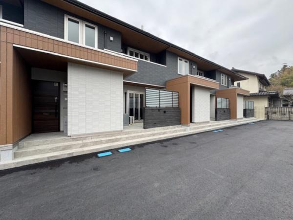 松江市奥谷町のアパート