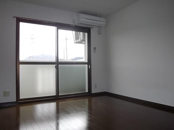 松江市西川津町のマンション