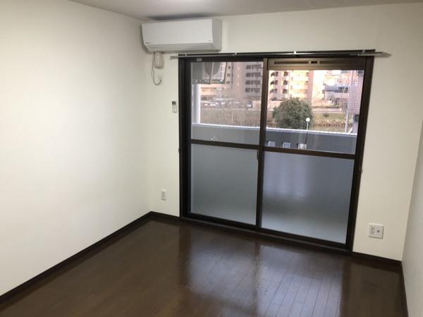 松江市西川津町のマンション
