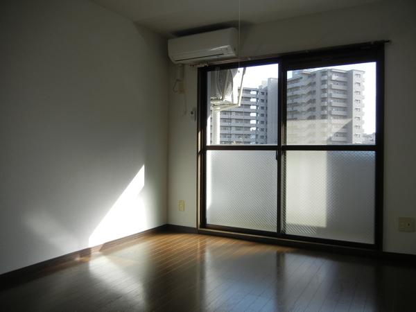 松江市西川津町のマンション