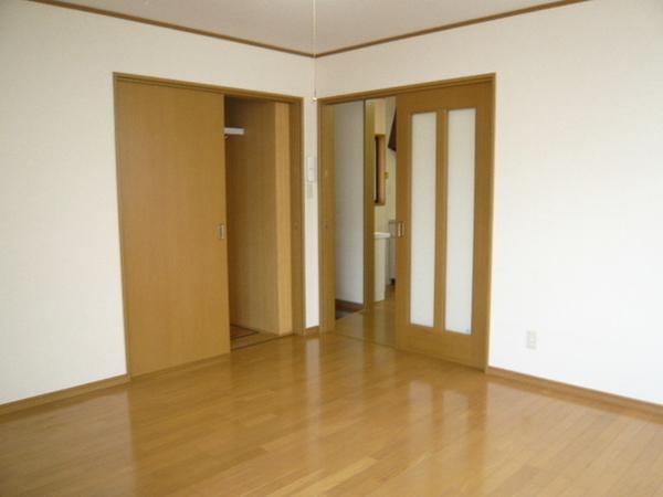 松江市上乃木２丁目のアパート