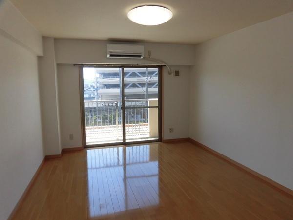 松江市堂形町のマンション