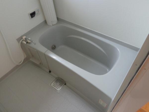 松江市西川津町のアパート
