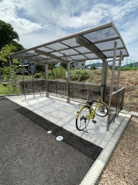 松江市下東川津町のアパート
