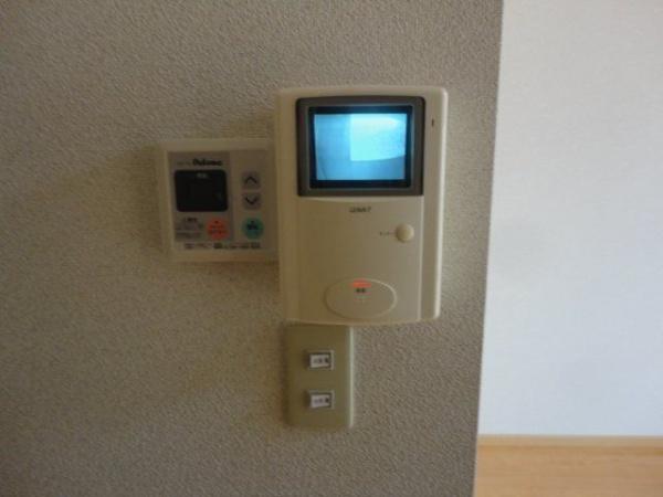 松江市東出雲町意宇南６丁目のアパート