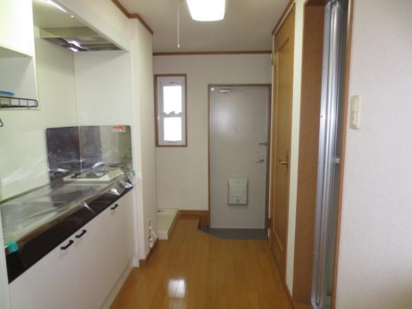 松江市西川津町のアパート
