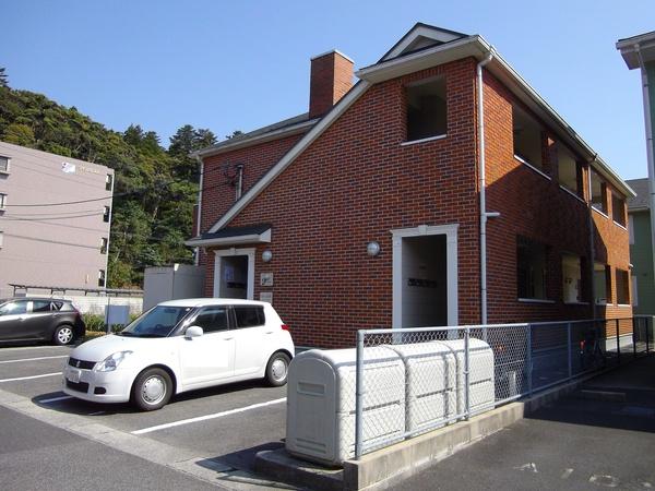 松江市西川津町のアパート