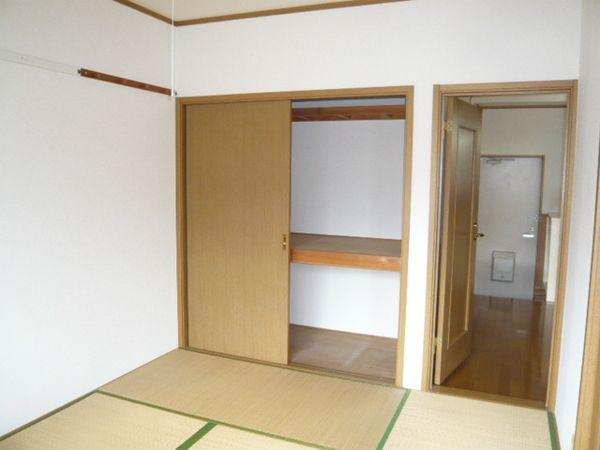 松江市西津田４丁目のアパート
