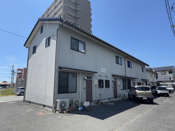松江市西津田１丁目のアパート