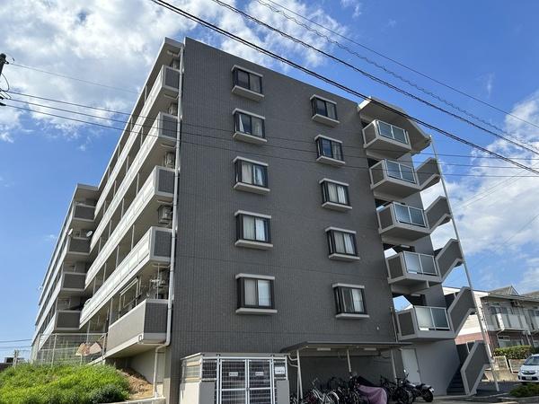 松江市学園南１丁目のマンション