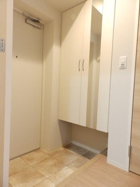 メゾン ド ウミライ松江駅前(玄関)