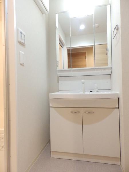 メゾン ド ウミライ松江駅前(洗面台・洗面所)