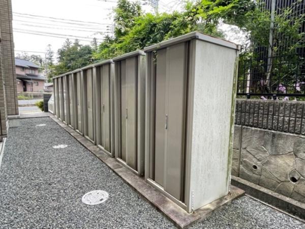 松江市菅田町のアパート