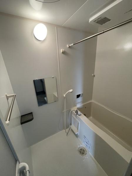 松江市菅田町のアパート(バス)