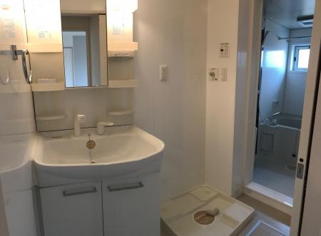 安来市黒井田町のアパート