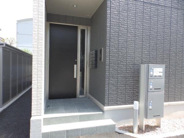 松江市外中原町のアパート