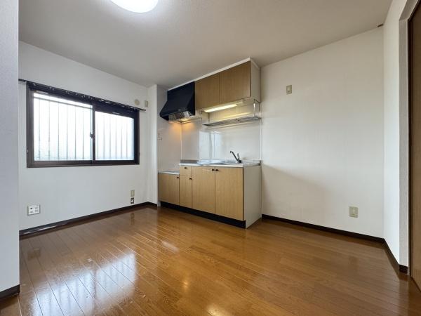 アムール・エス