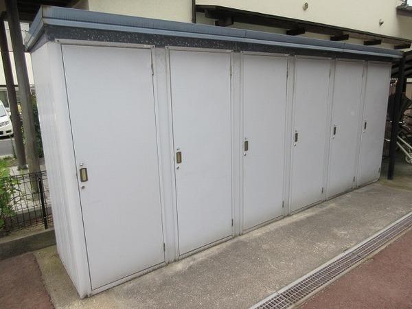 松江市東津田町のアパート