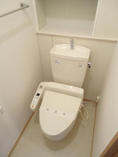グランシャリオF棟