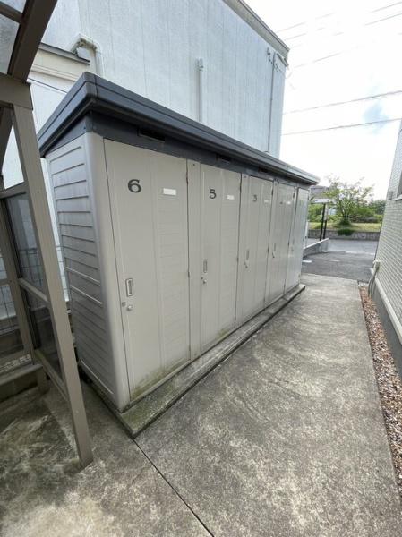 松江市西川津町のアパート