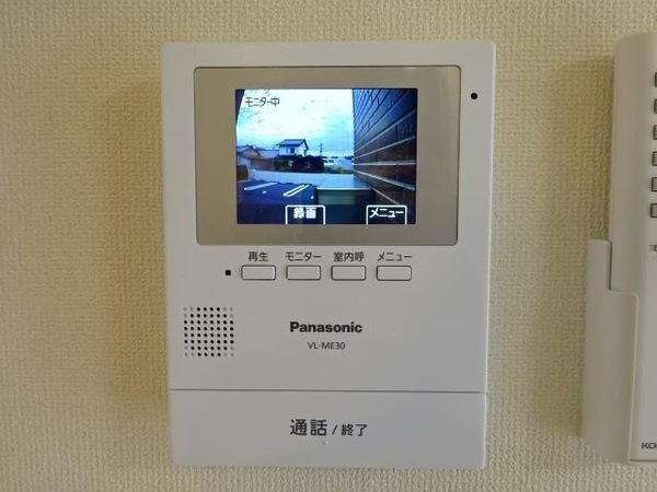 松江市東津田町のアパート
