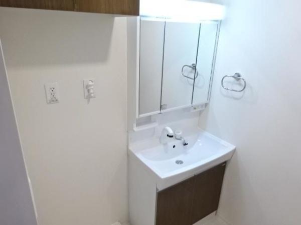 松江市東津田町のアパート