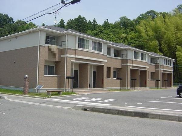 松江市東出雲町意宇南６丁目のアパート