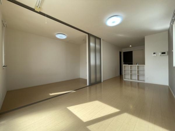 松江市学園１丁目のアパート