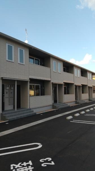 松江市下東川津町のアパート