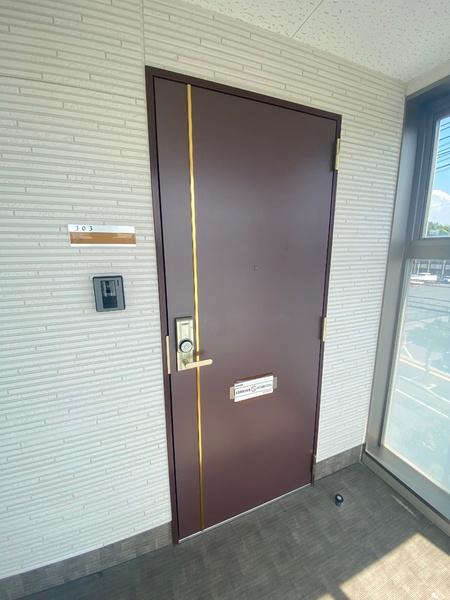 松江市春日町のアパート