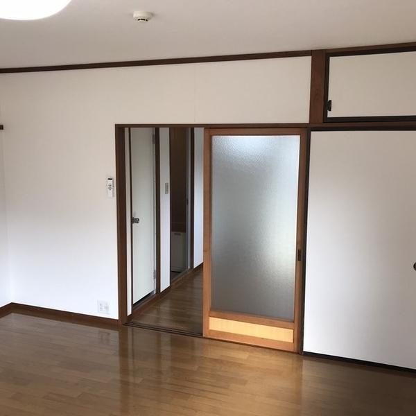 松江市西川津町のアパート
