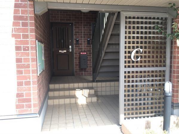 松江市東出雲町錦新町１丁目のアパート