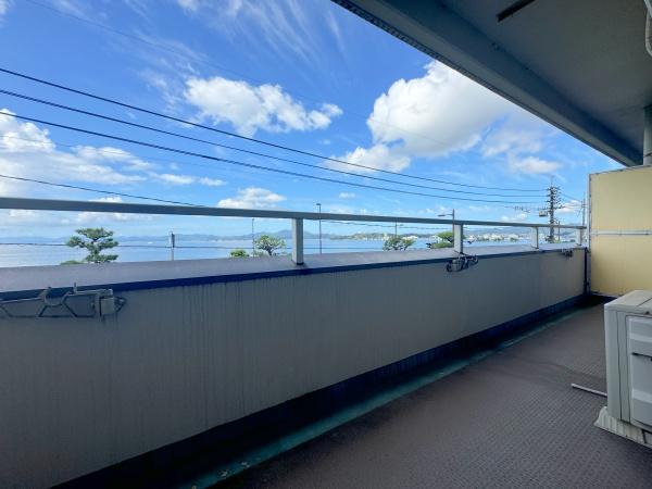 ラフェスタ嫁島
