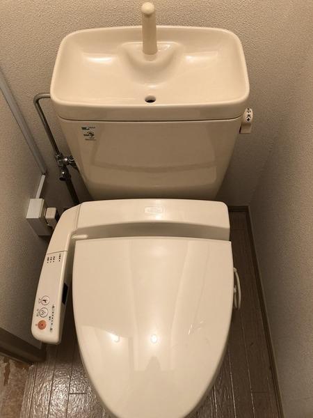 松江市西川津町のアパート