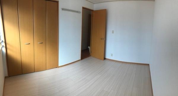 松江市東津田町のアパート
