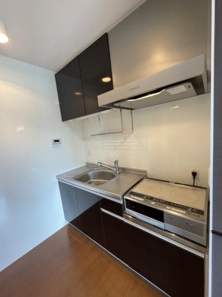 松江市春日町のアパート