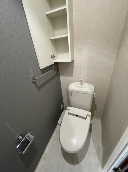 松江市春日町のアパート