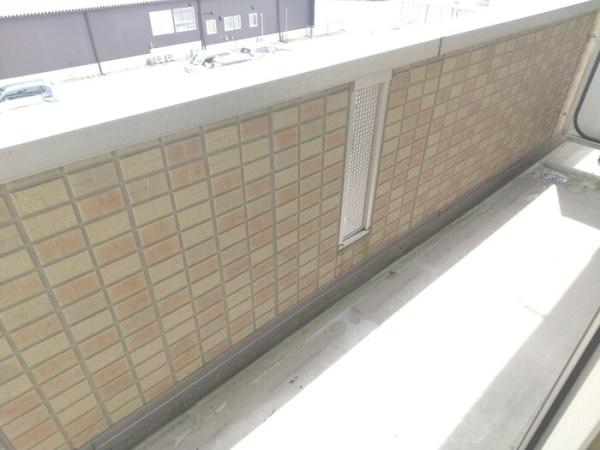 松江市東津田町のアパート