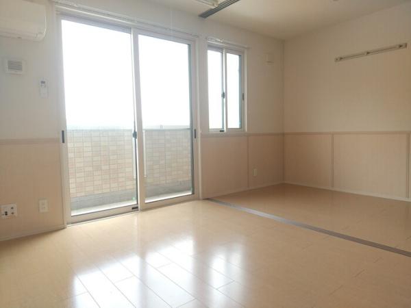 松江市東津田町のアパート