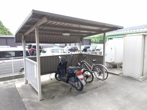 松江市東津田町のアパート
