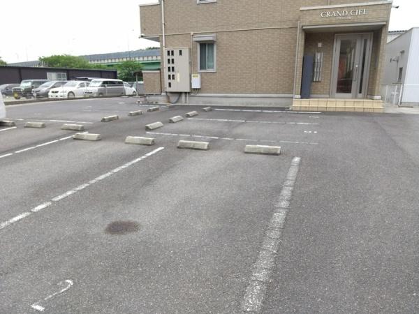 松江市東津田町のアパート